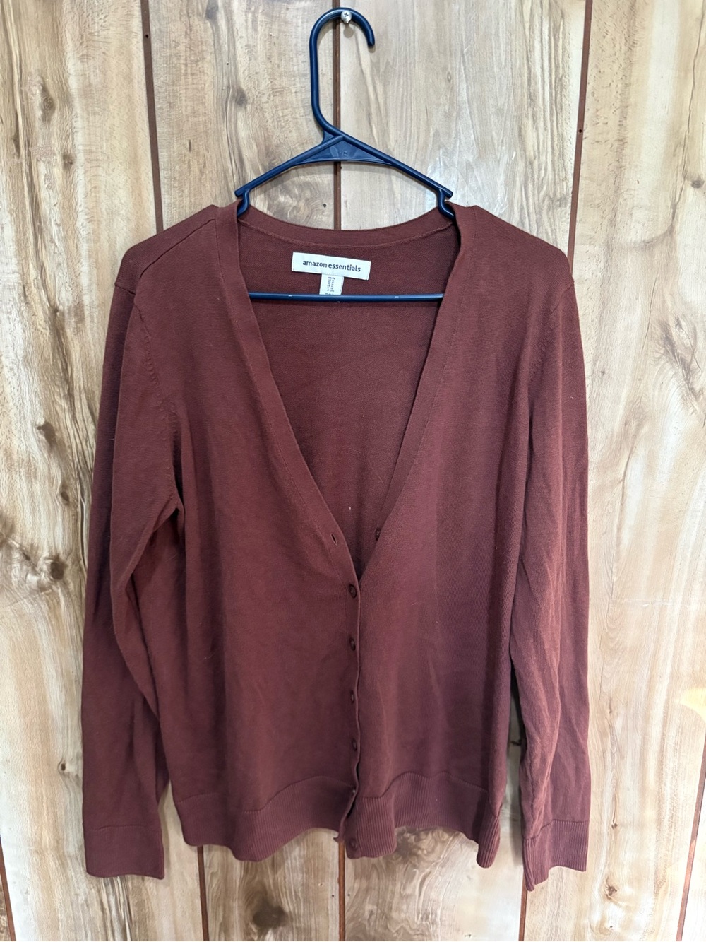 Amazon Essentials Women's Rust Brown Button-Front V-Neck Cardigan